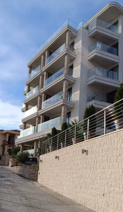 Prodaja, jednosoban stan, 49m², Bečići, Budva