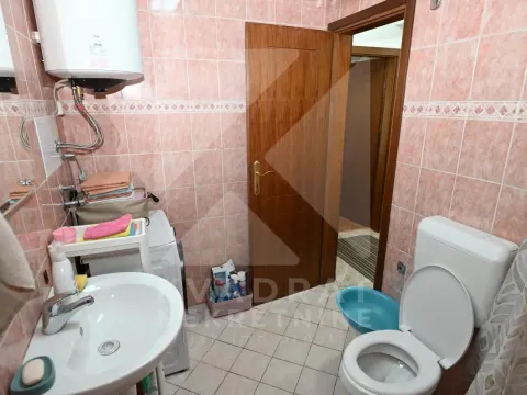 Rent, one bedroom apartment, 51m², Stara Varoš, Podgorica - image 10
