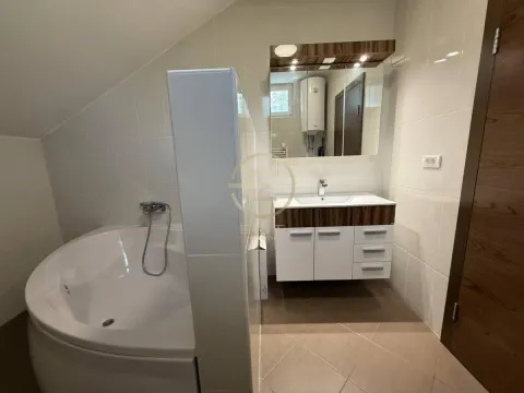 Prodaja, kuća, 443m², Sremska Kamenica, Petrovaradin - image 33