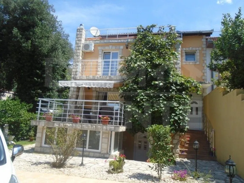 Sale, house, 210m², Kumbor, Herceg Novi