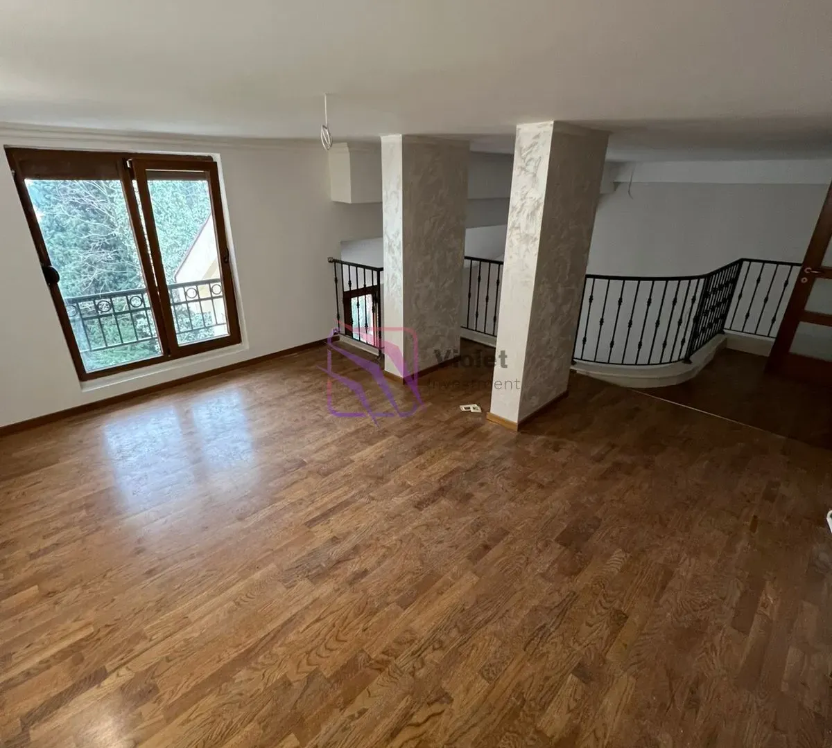 Prodaja, kuća, 400m², Gorica C, Podgorica