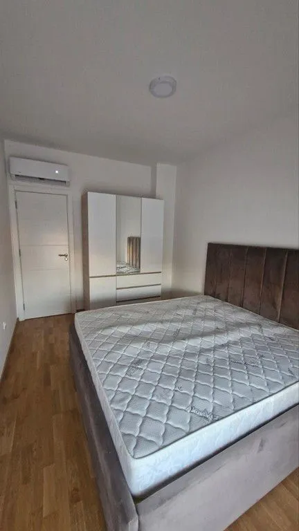Prodaja, jednosoban stan, 44m², Pobrežje, Podgorica
