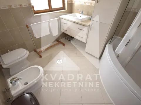 Rent, house, 200m², Dalmatinska ulica, Podgorica - image 22