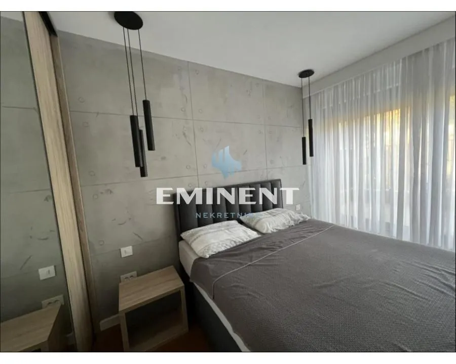 Rent, four bedroom apartment, 113m², Savski Venac, Beograd