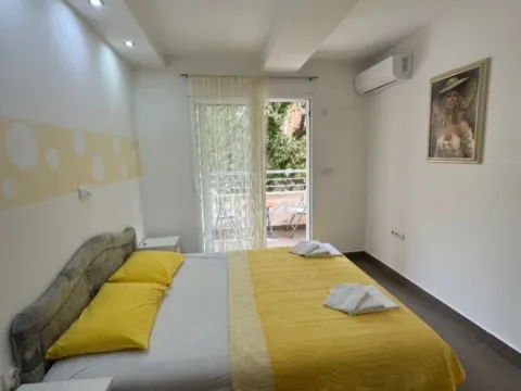 Izdavanje, jednosoban stan, 56m², Bečići, Budva - image 6
