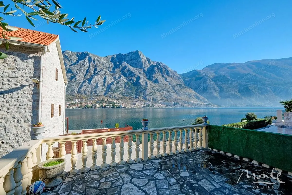 Sale, house, 140m², Muo, Kotor