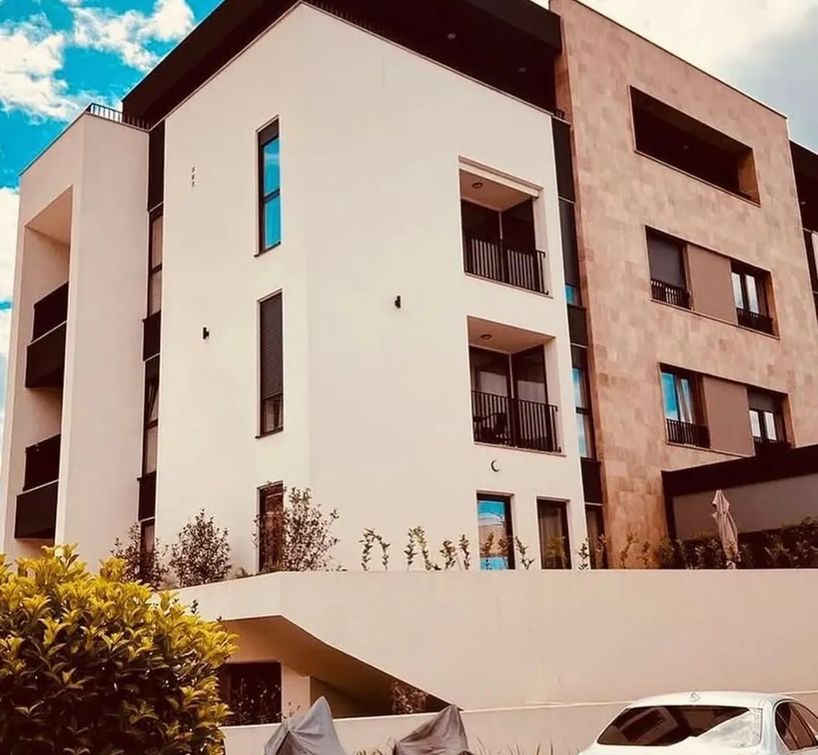 Rent, one bedroom apartment, 47m², Kalimanj, Tivat