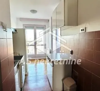 Rent, three bedroom apartment, 70m², Autokomanda, Voždovac Sve Podlokacije - image 9