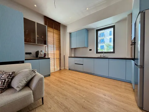 Izdavanje, stan, 110m², Porto Montenegro, Tivat - image 3