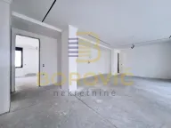 Prodaja, četvorosoban stan, 183m², Vračar Hram, Vračar Sve Podlokacije - image 10