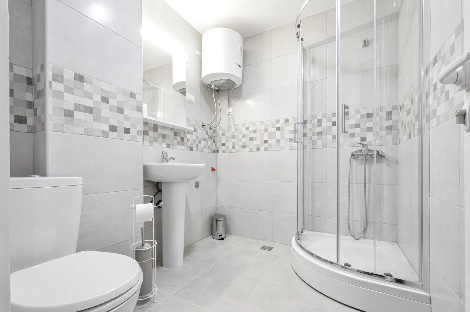 Sale, hospitality venue, 1256m², Podkošljun, Budva