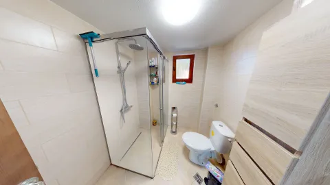 Izdavanje, kuća, 212m², Kavač, Kotor - image 15