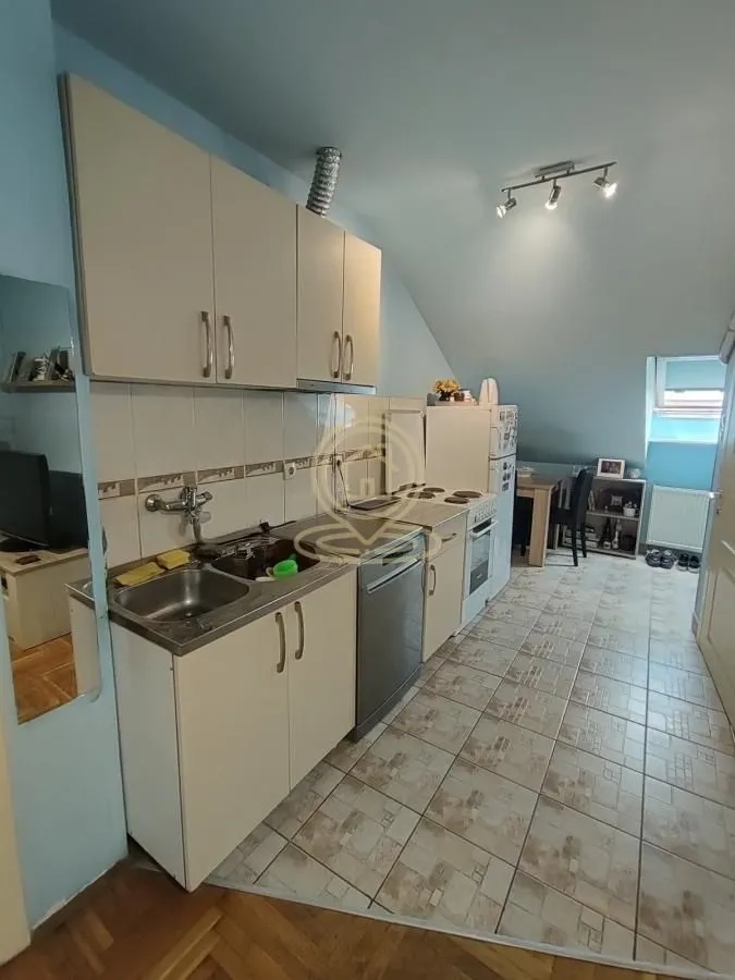 Prodaja, jednosoban stan, 32m², Podbara, Novi Sad Sve Podlokacije