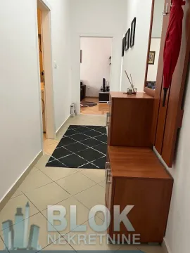 Prodaja, dvosoban stan, 68m², Centar, Podgorica - image 6