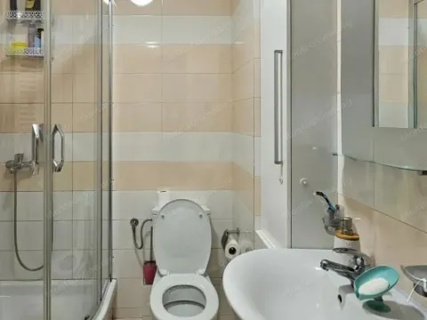 Prodaja, dvosoban stan, 56m², Stari Aerodrom, Podgorica - image 19