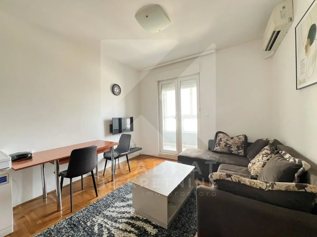 Rent, two bedroom apartment, 42m², Stari Aerodrom, Podgorica