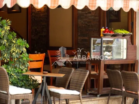Izdavanje, poslovni prostor, 60m², Ulcinj, Crna Gora - image 2