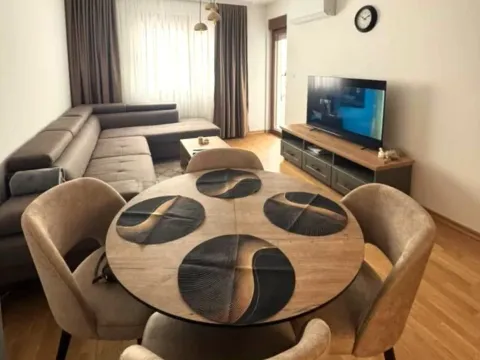 Rent, apartment, 40m², Stari Aerodrom, Podgorica - image 3