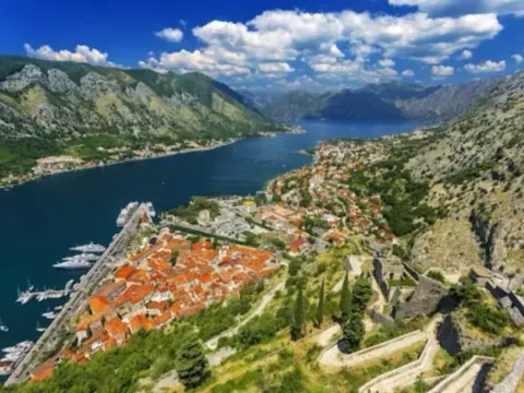 Sale, hospitality venue, 670m², Njeguši, Cetinje