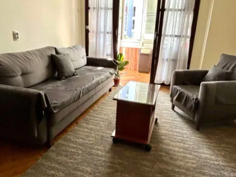 Izdavanje, dvosoban stan, 60m², Preko Morače, Podgorica