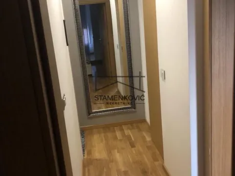 Izdavanje, dvosoban stan, 54m², Centar, Novi Sad - image 16