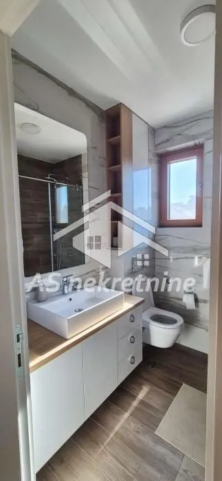 Izdavanje, dvosoban stan, 53m², Autokomanda, Voždovac Sve Podlokacije