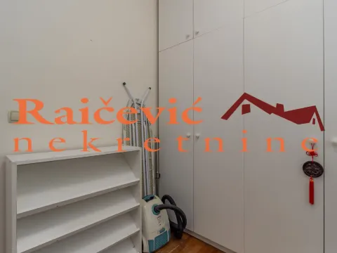 Izdavanje, trosoban stan, 70m², Dedinje Sve Podlokacije, Beograd - image 12