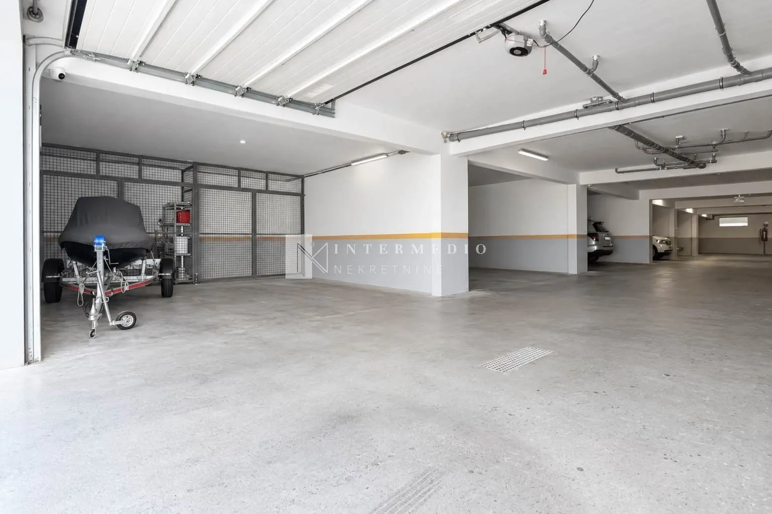 Prodaja, dvosoban stan, 120m², Baošići, Herceg Novi