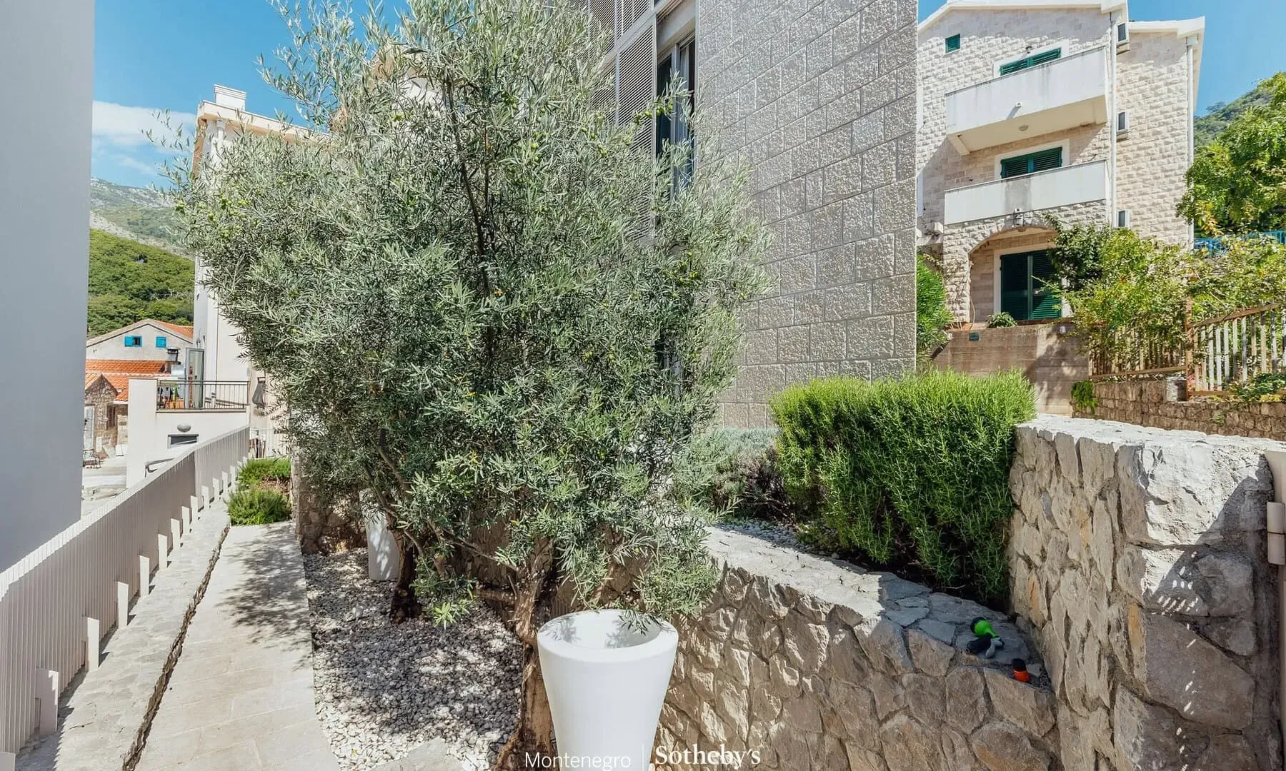 Sale, house, 321m², Pržno, Budva