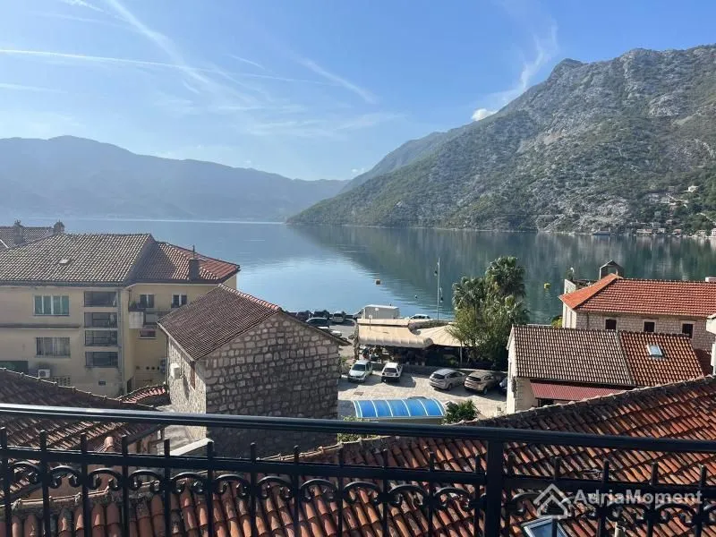 Prodaja, kuća, 220m², Risan, Kotor
