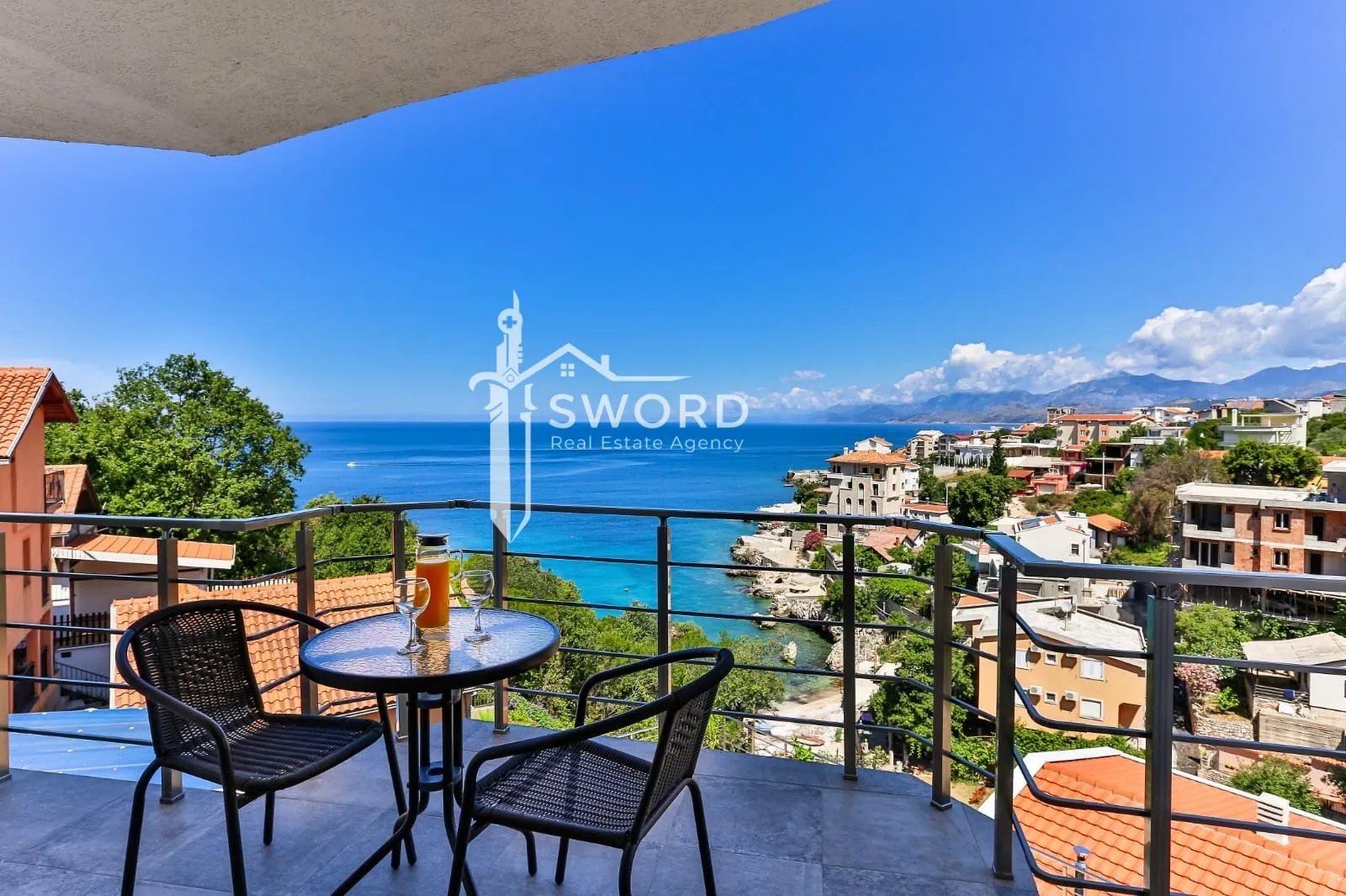 Prodaja, kuća, 270m², Kruče, Ulcinj