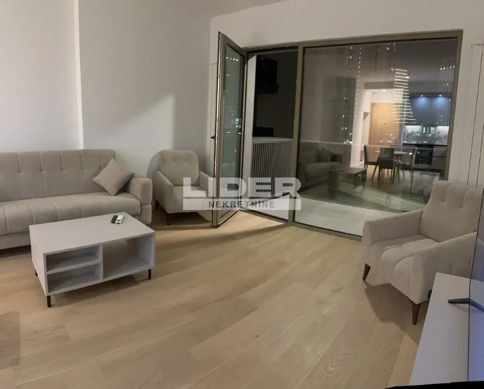 Rent, three bedroom apartment, 86m², Savski Venac, Beograd