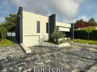 Izdavanje, kuća, 220m², Zagorič, Podgorica - image 1