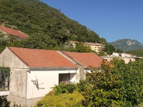 Kuća in Petrovac