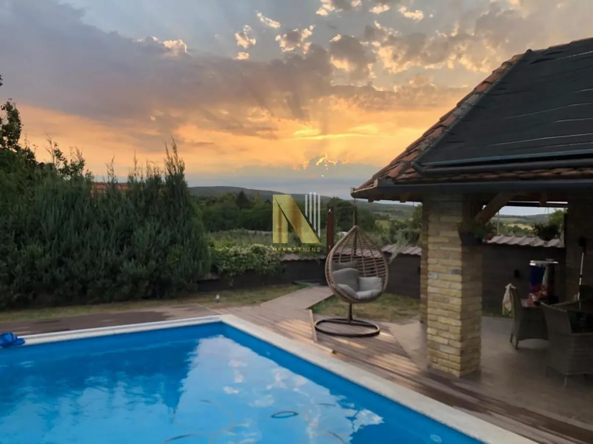 Prodaja, kuća, 102m², Sremski Karlovci, Novi Sad