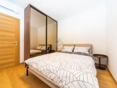 Izdavanje, trosoban stan, 100m², Podgorica, Crna Gora - image 10