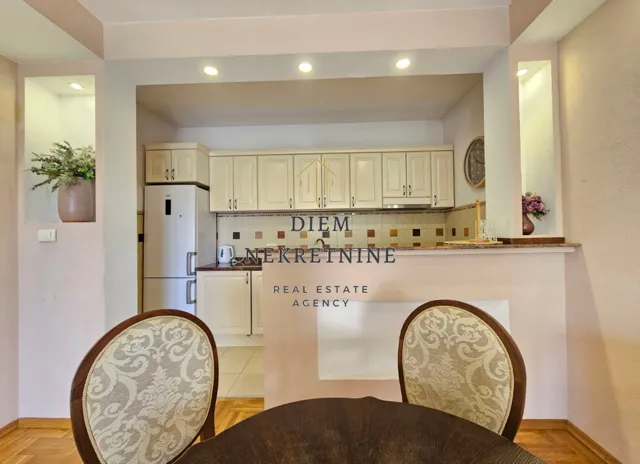 Rent, two bedroom apartment, 60m², Centar, Bar