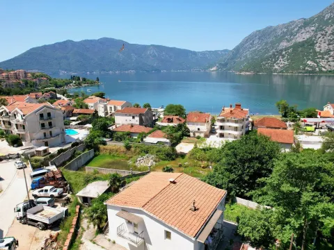 Prodaja, kuća, 200m², Risan, Kotor - image 2