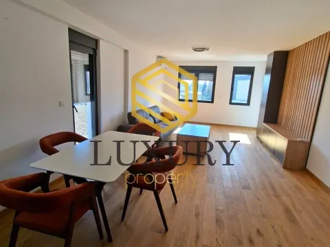 Prodaja, jednosoban stan, 57m², Tološka šuma, Podgorica - image 7