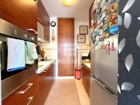 Sale, three bedroom apartment, 81m², Stari Aerodrom, Podgorica - image 2