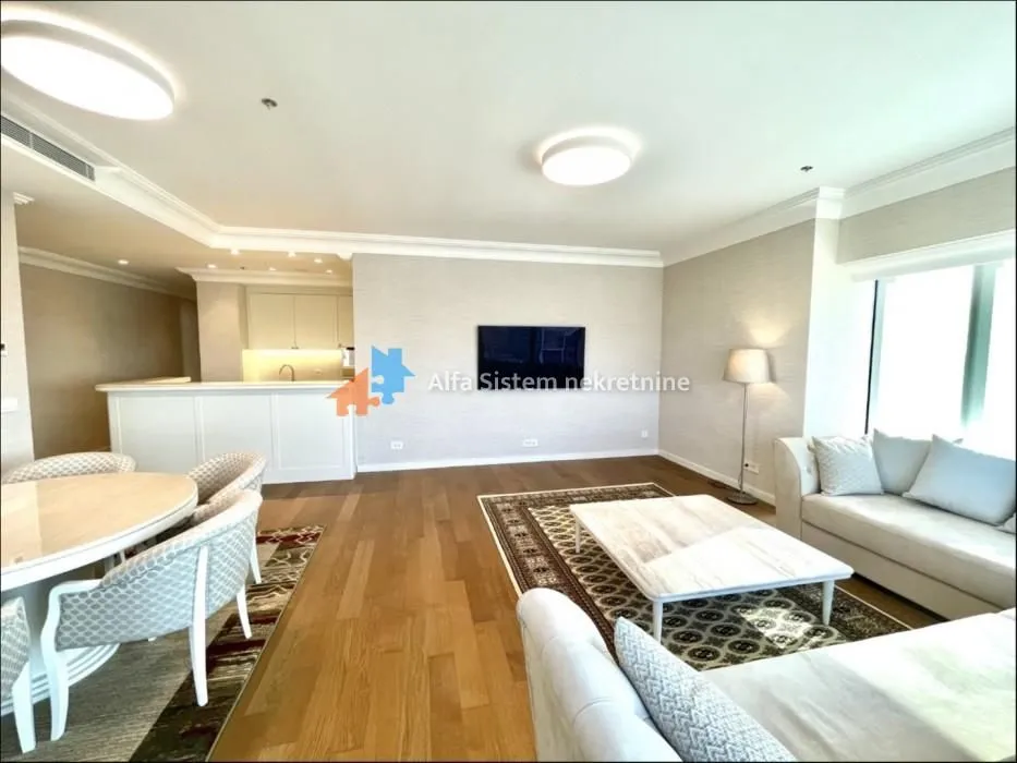 Izdavanje, četvorosoban stan, 123m², Novi Beograd Blok 65, Novi Beograd Sve Podlokacije