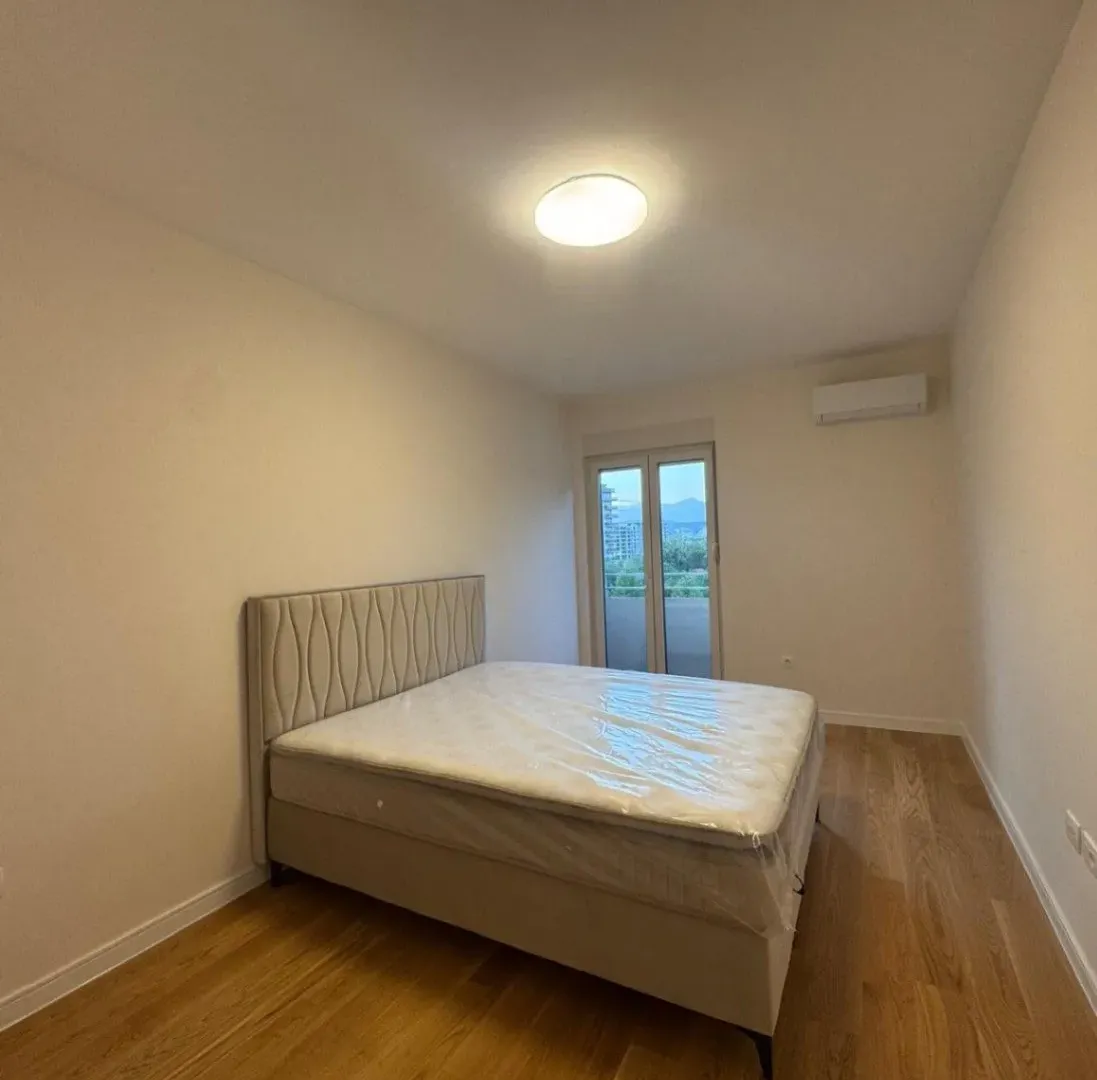 Rent, two bedroom apartment, 72m², Central Point, Podgorica