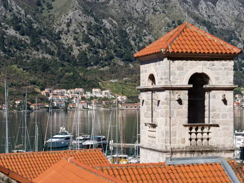 Prodaja, dvosoban stan, 74m², Stari Grad Kotor, Kotor - image 12