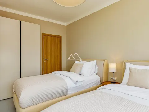 Prodaja, trosoban stan, 158m², Dobrota, Kotor - image 13