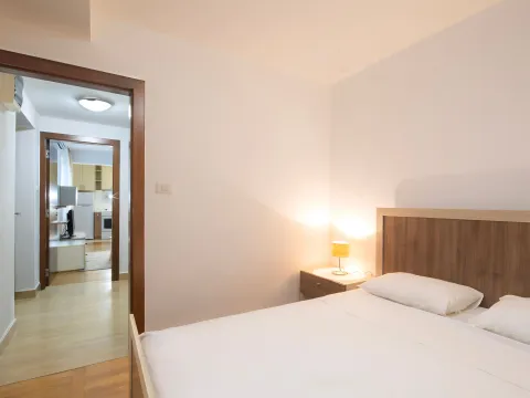 Izdavanje, jednosoban stan, 45m², Bijeli Do, Budva - image 2