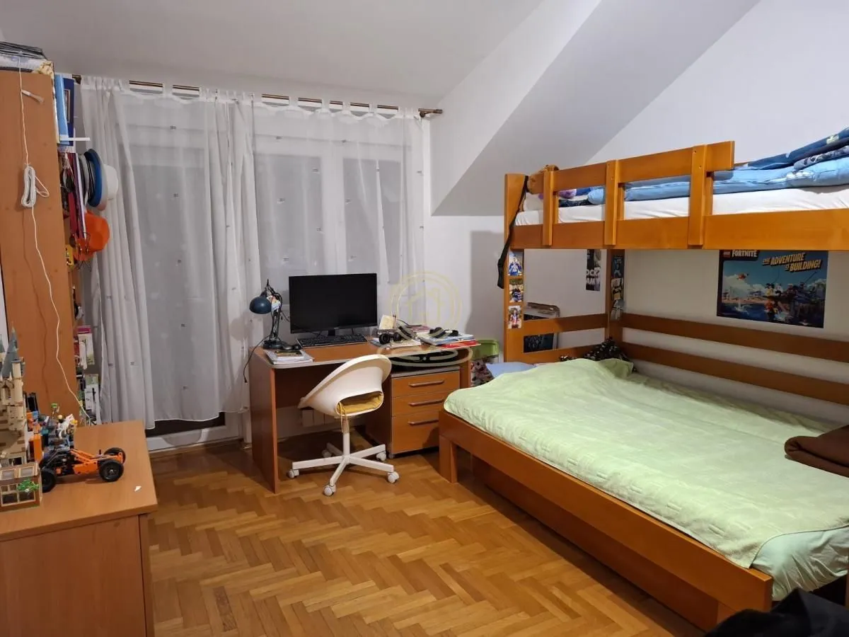 Prodaja, četvorosoban stan, 87m², Kotež 1, Pančevo