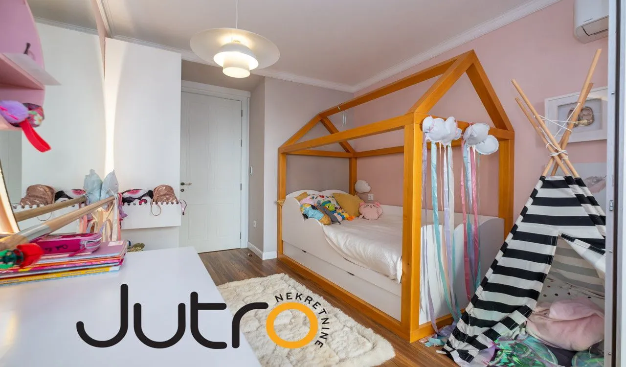 Prodaja, trosoban stan, 122m², Podgorica, Crna Gora