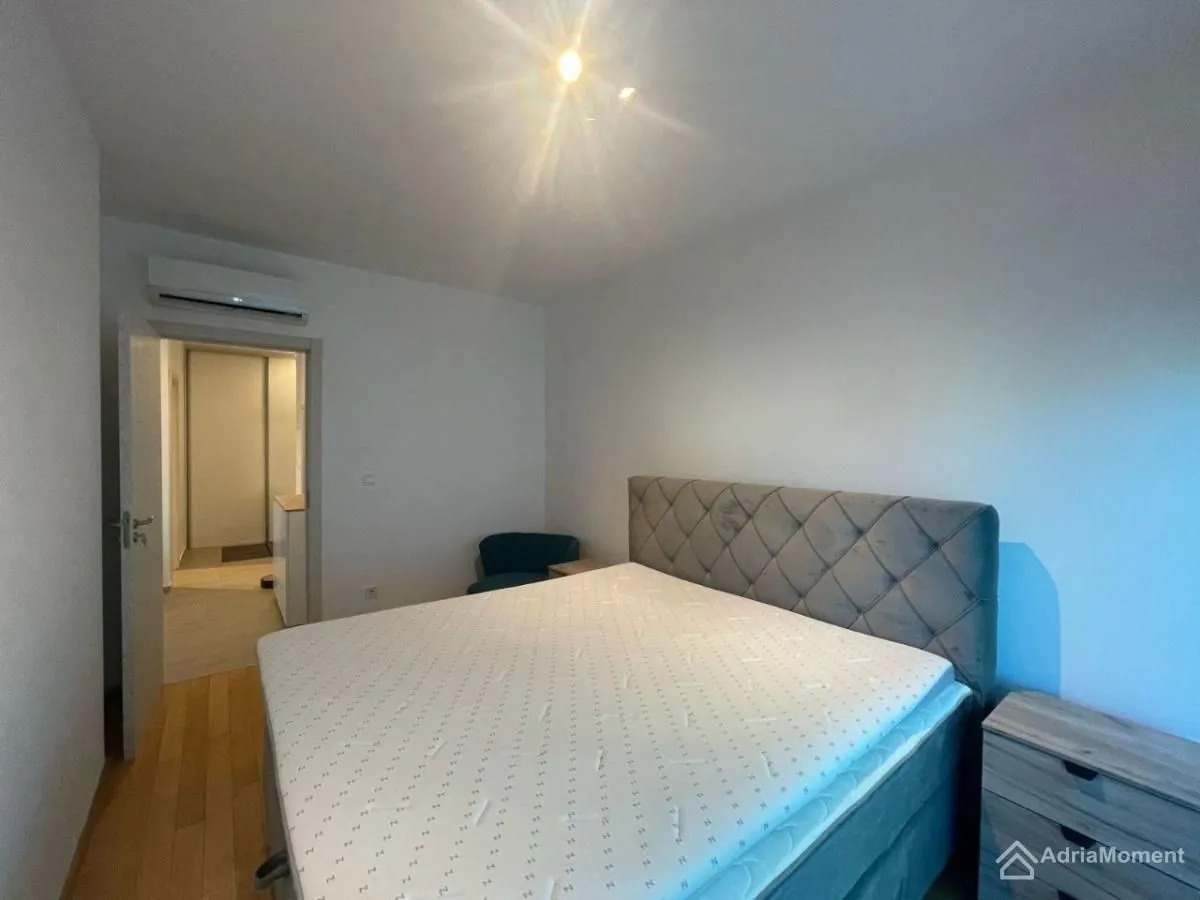 Sale, two bedroom apartment, 89m², Bečići, Budva