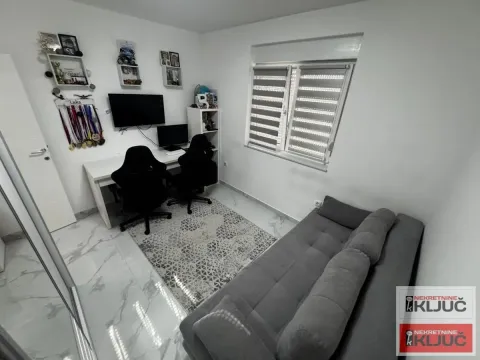 Prodaja, dvosoban stan, 57m², Lipov gaj, Novi Sad Sve Podlokacije - image 6