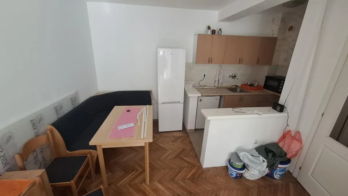 Izdavanje, jednosoban stan, 36m², Bulevar Oslobodjenja, Novi Sad Sve Podlokacije